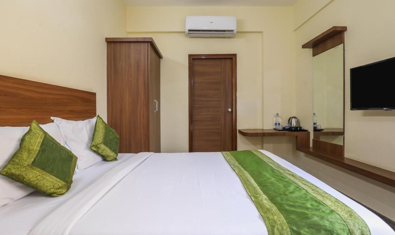 Hotel Treebo Trip Kapil Royalista Ludhiana Exterior foto